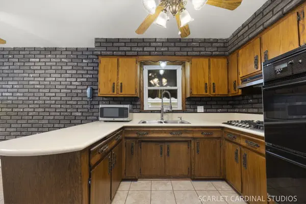505 N Addison RD, Villa Park, IL 60181