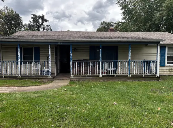 1331 Simms ST, Aurora, IL 60505