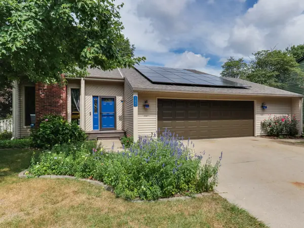 105 Buttercup WAY, Bloomington, IL 61704