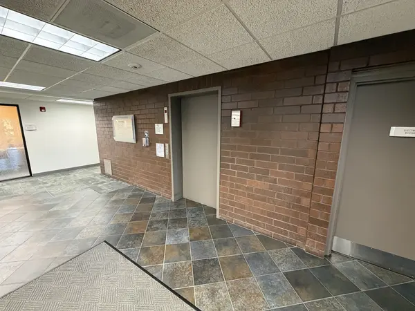 1845 E Rand RD #L111, Arlington Heights, IL 60004