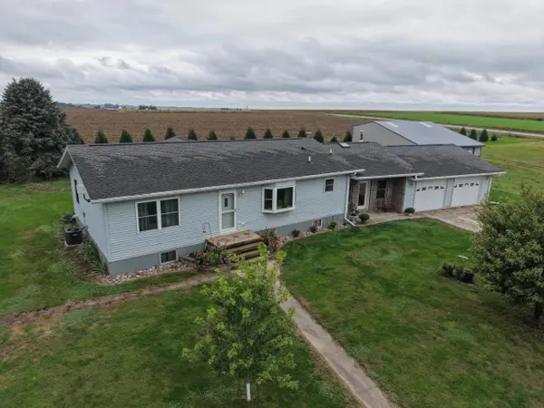 18175 H AVE, Wellsburg, IA 50680