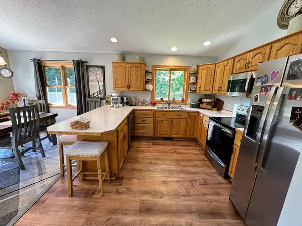 44198 Mosquito TRL, Perham, MN 56573