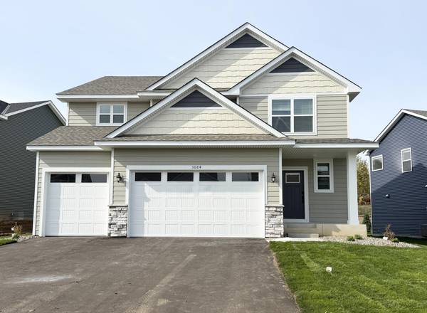 5084 Windlass DR, Woodbury, MN 55129