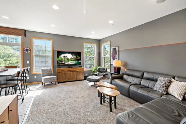 510 Huset Pkwy NE, Columbia Heights, MN 55421