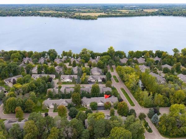 27763 Woodland DR, Chisago City, MN 55013