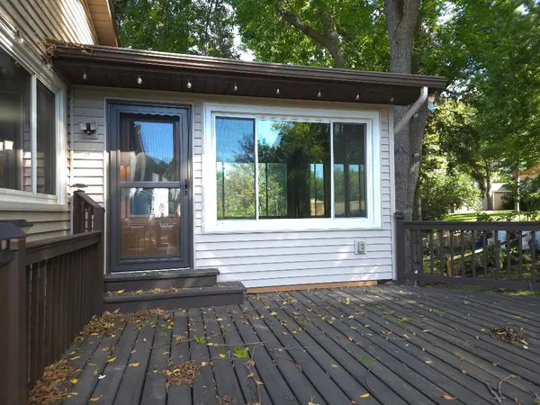 12273 Jack Pine TRL, Eden Prairie, MN 55347