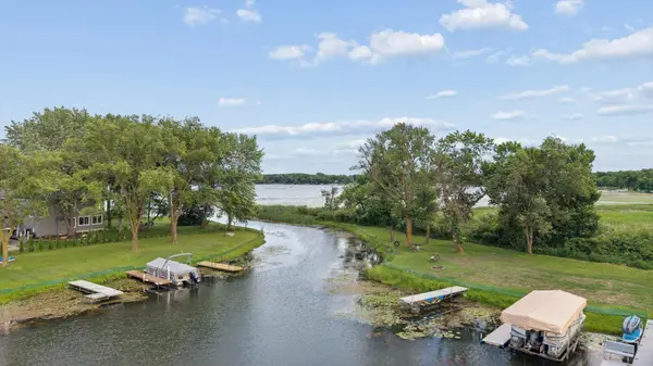 8173 112th ST NW, Annandale, MN 55302