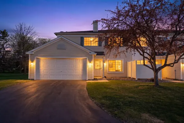 14597 Evergreen TRL #64, Apple Valley, MN 55124