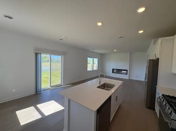 21745 Rose DR, Farmington, MN 55024