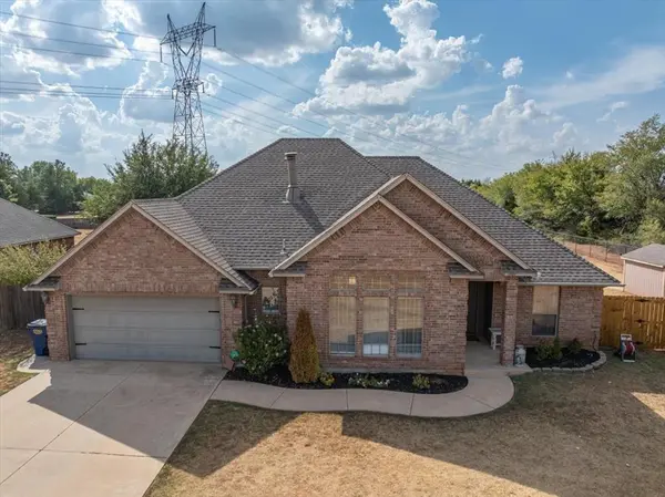 1301 S Morgan RD, Mustang, OK 73064