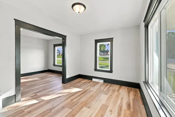 202 W 9TH ST, Kaukauna, WI 54130