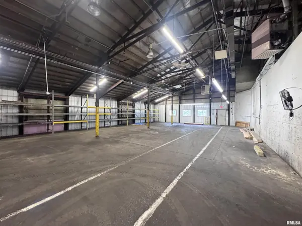 285 W DAVIS ST, Bushnell, IL 61422