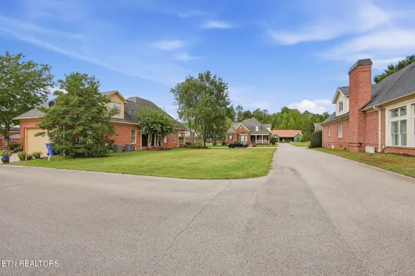 96 Royal Troon Circle, Oak Ridge, TN 37830
