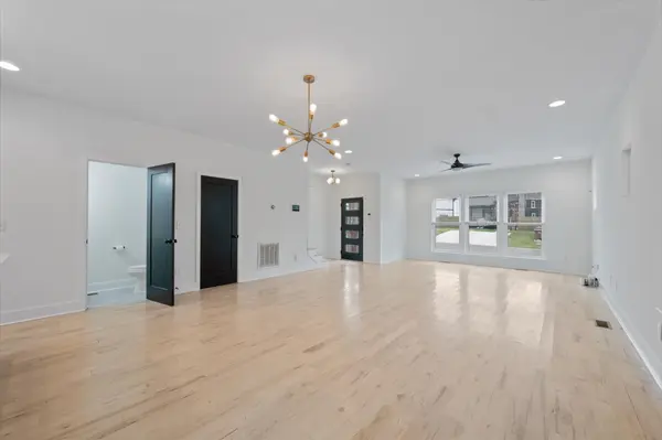 203 Eisenhower Drive, Nashville, TN 37211