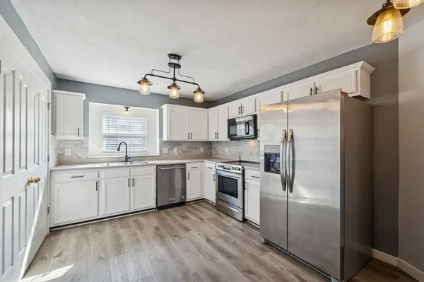306 Arapaho Dr, Murfreesboro, TN 37128