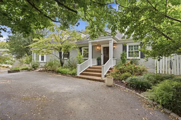 703 Clearview Dr, Nashville, TN 37205