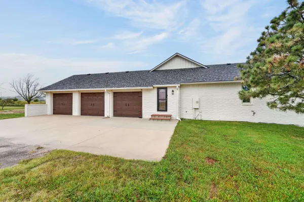 15130 E 29th St N, Wichita, KS 67228