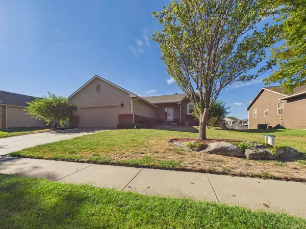 9437 W Ryan St, Wichita, KS 67205