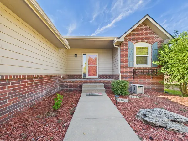 9437 W Ryan St, Wichita, KS 67205