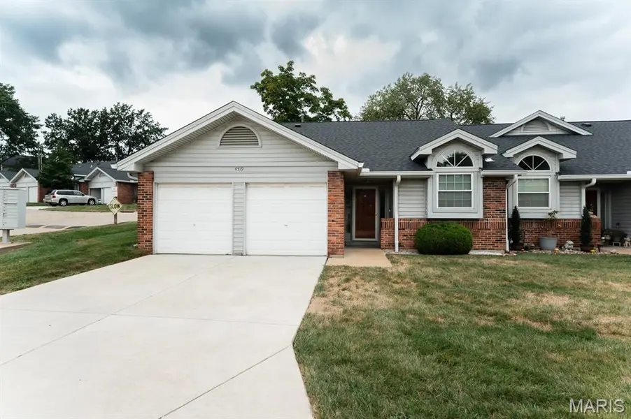 4319 Rockspur CT, Unincorporated, MO 63128