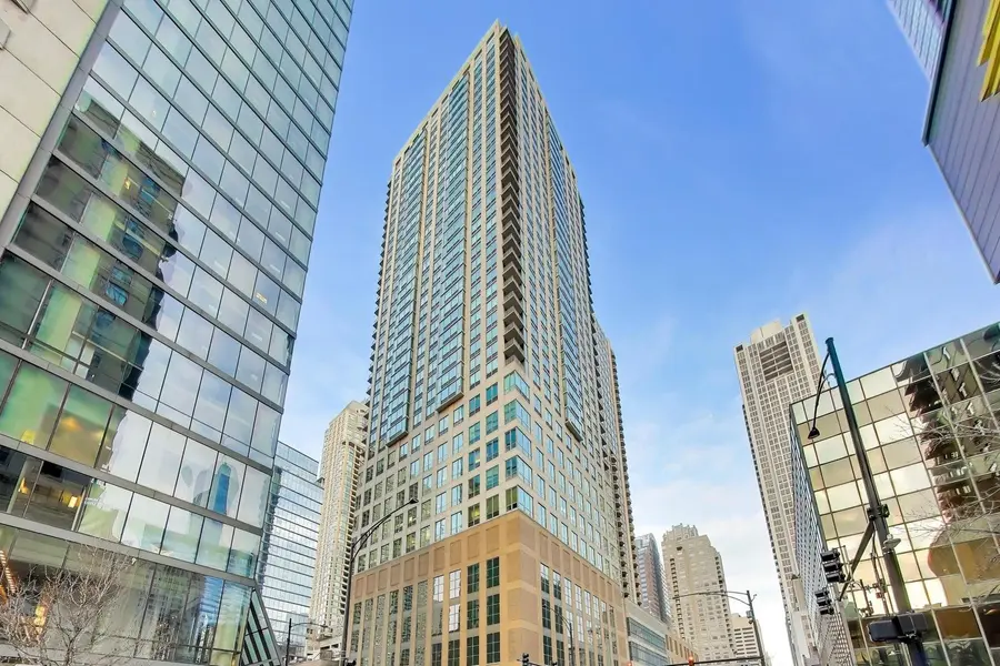 2 E Erie ST #3005, Chicago, IL 60611