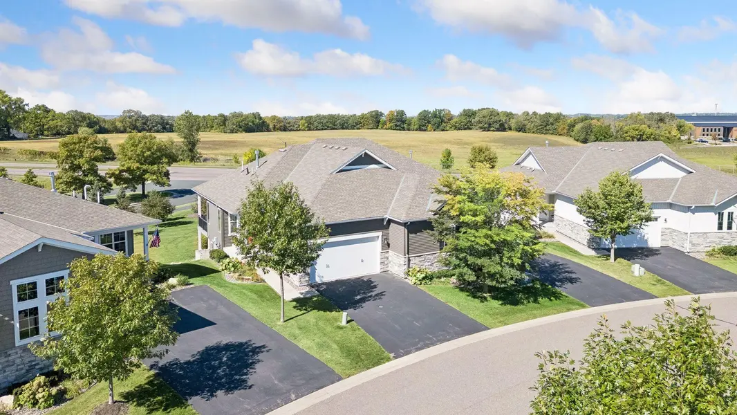 6606 132nd LN, Savage, MN 55378
