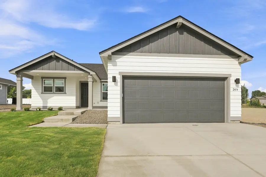 2414 Annie Pl, Cheney, WA 99004