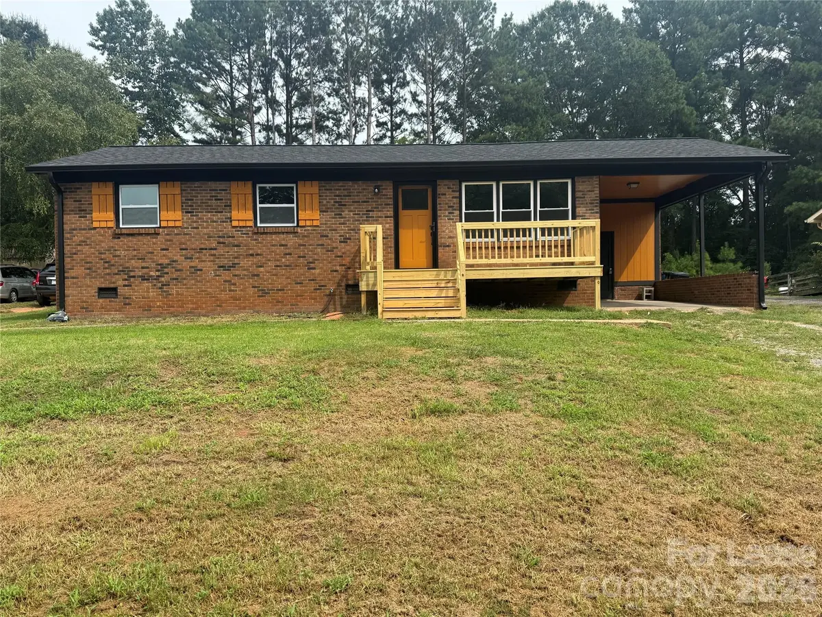 19410 Smithville LN, Cornelius, NC 28031