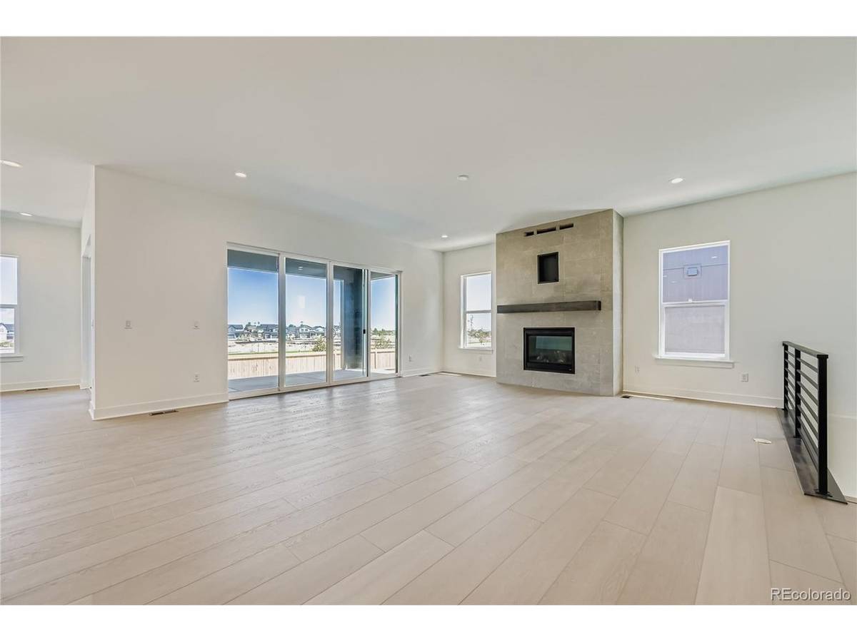 8134 S Bersshine, Aurora, CO 80016