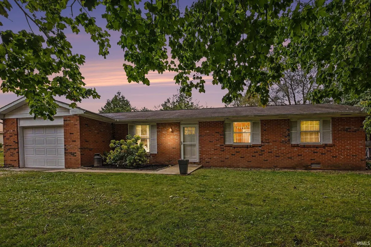 5464 N 850 E RD, North Webster, IN 46555