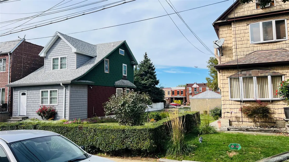 5949 58th RD, Maspeth, NY 11378