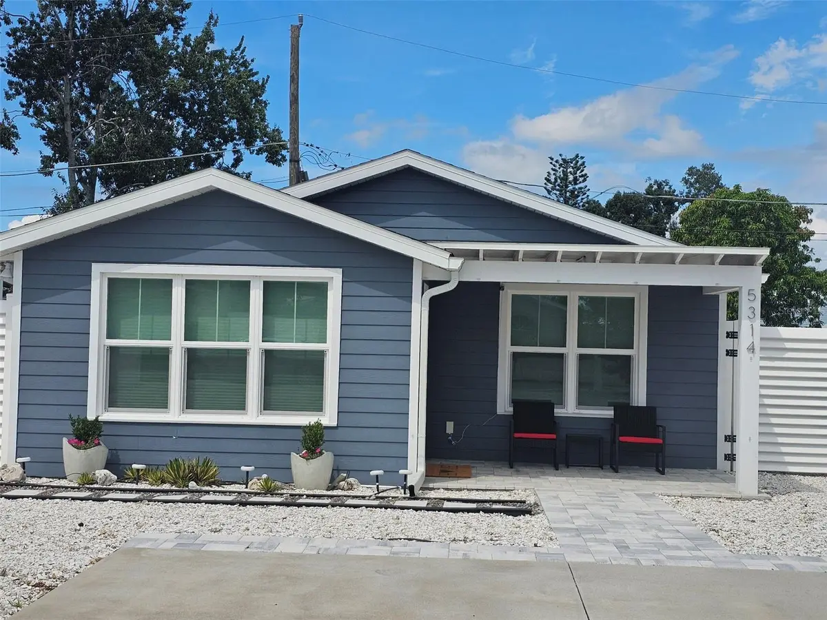 5314 3RD AVE W, Bradenton, FL 34209