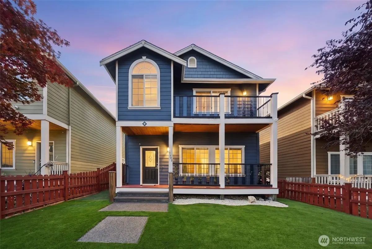 7402 Olympic DR, Everett, WA 98203