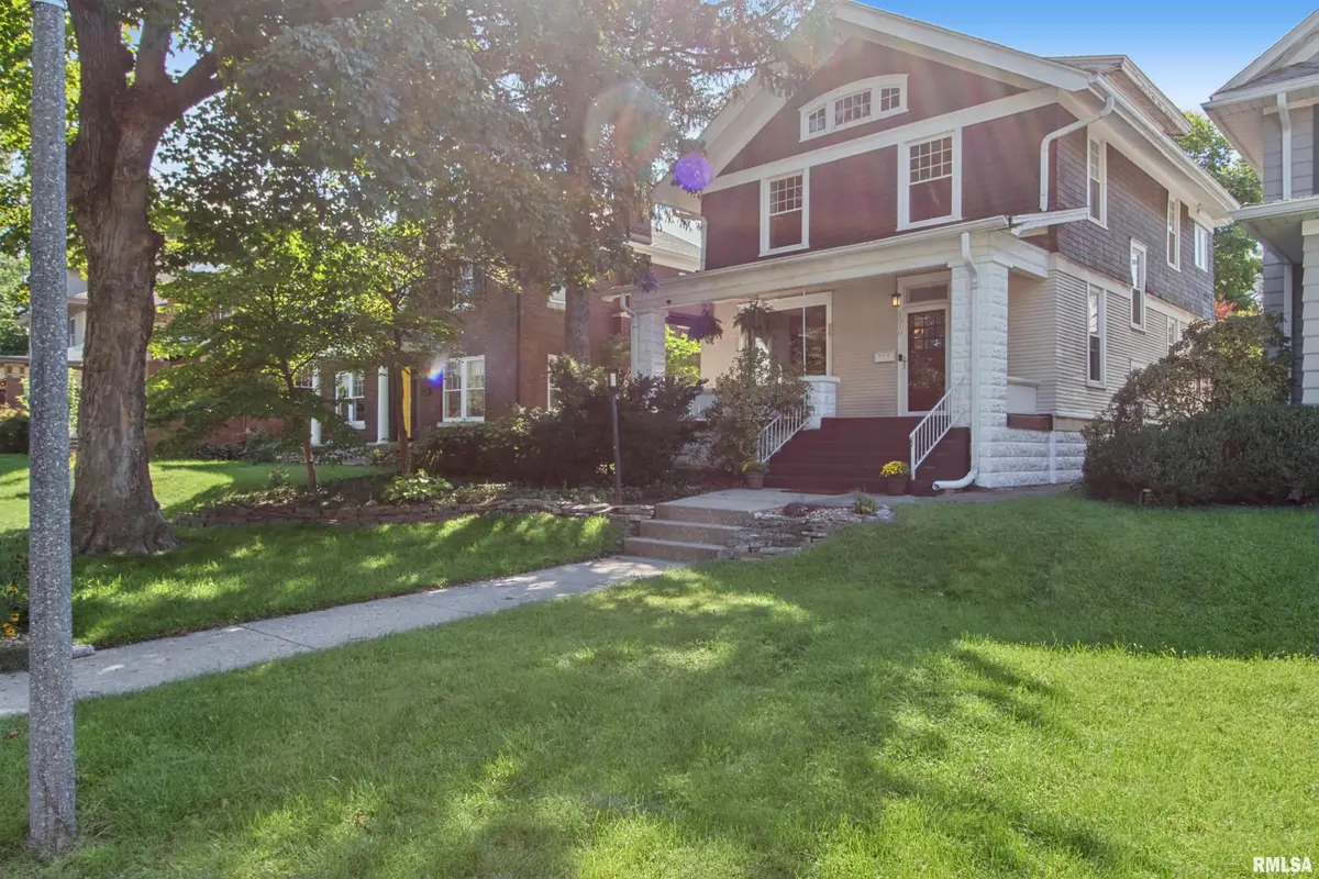 1510 W PARKSIDE DR, Peoria, IL 61606