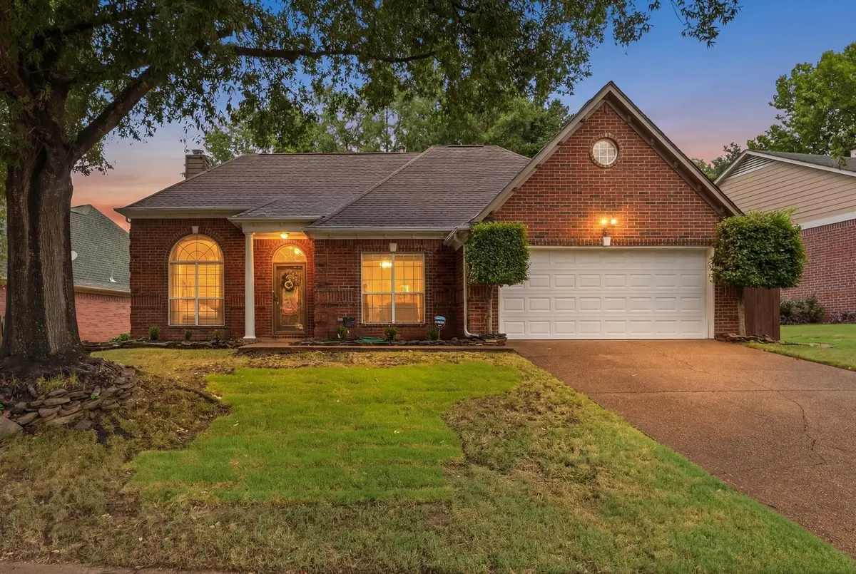 4030 FAIRWAY VIEW CIR, Bartlett, TN 38135