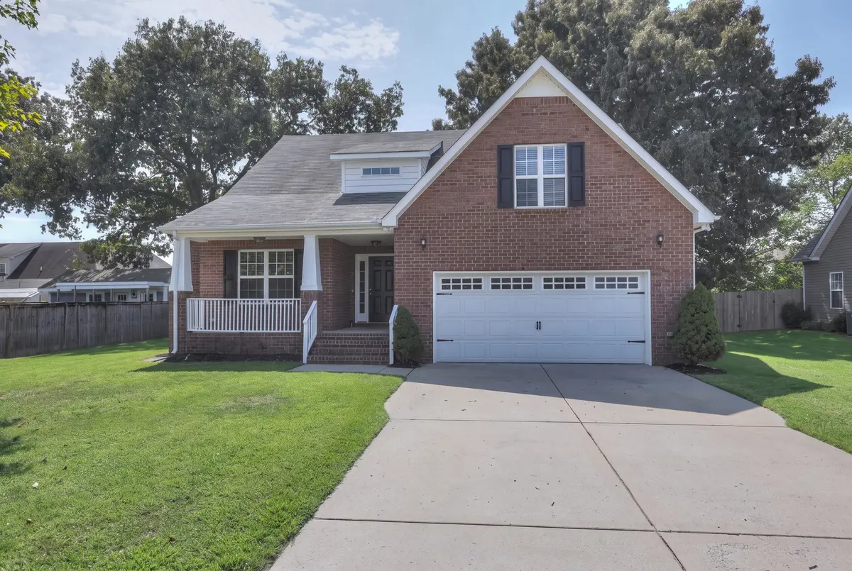 1105 Clay Ct, Murfreesboro, TN 37128