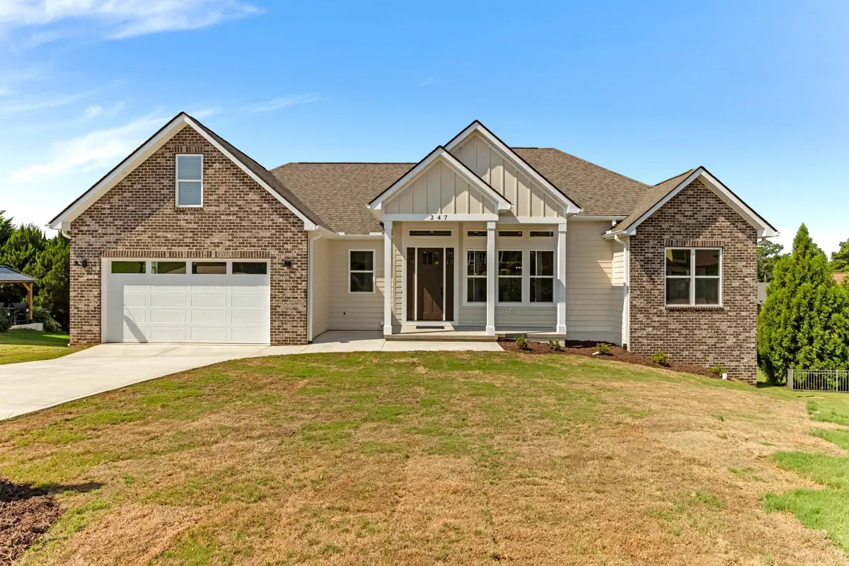 247 Tuscan Ridge TRL, Inman, SC 29349