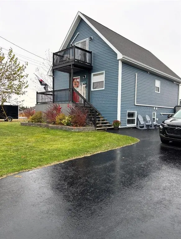 4 Ross Avenue, Stephenville, NL A2N 0B1