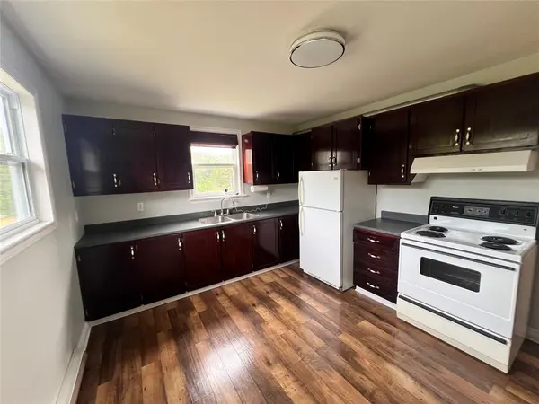 2 Emeraldvale Extension, Makinsons, NL A0A2X0