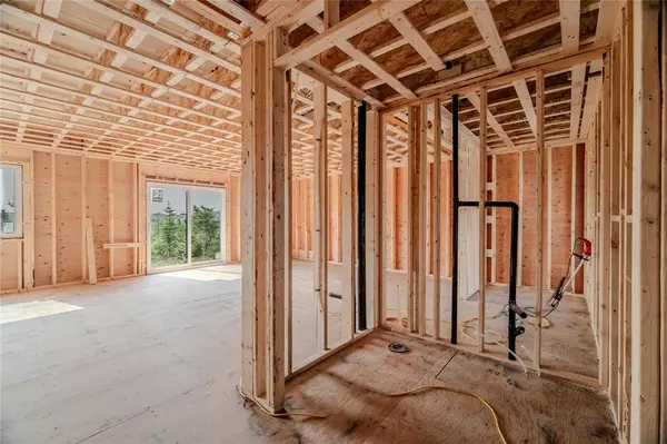 204 St Thomas Line, Paradise, NL A1L 2S4