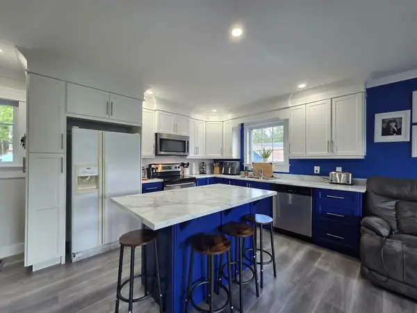 6 Barn Hill Road, Baie Verte, NL A0K 1B0