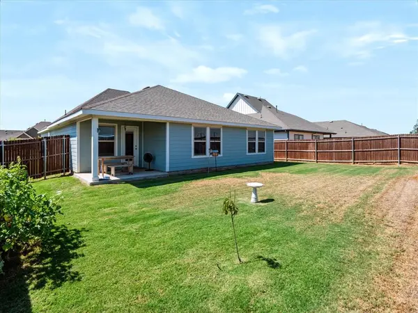 740 Amelia Court, Pilot Point, TX 76258