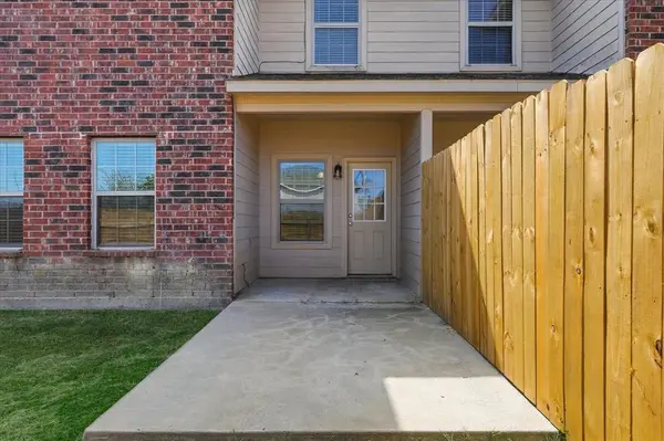 902 Parkplace Ridge, Princeton, TX 75407