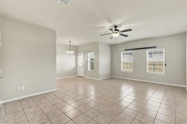 902 Parkplace Ridge, Princeton, TX 75407