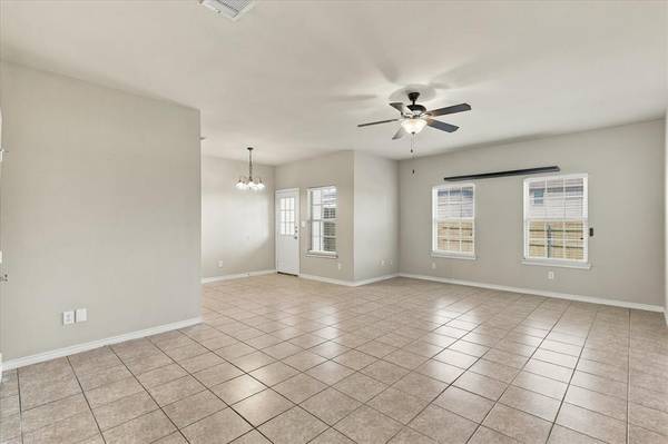 902 Parkplace Ridge, Princeton, TX 75407
