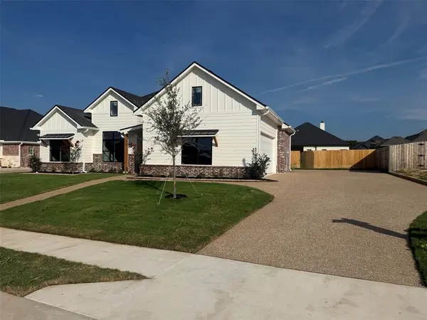10205 Charmwood Drive, Waco, TX 76712
