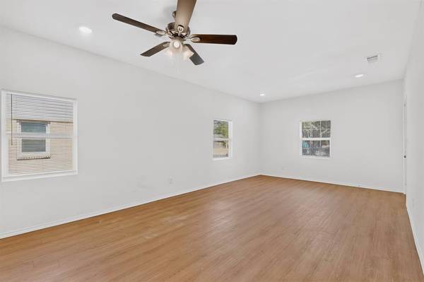 3827 Myrtle Street, Dallas, TX 75215