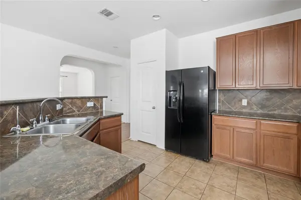 1000 Oatmeal DR, Pflugerville, TX 78660