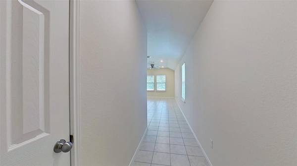 625 Taggart TRL, Jarrell, TX 76537