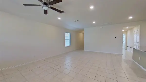 625 Taggart TRL, Jarrell, TX 76537